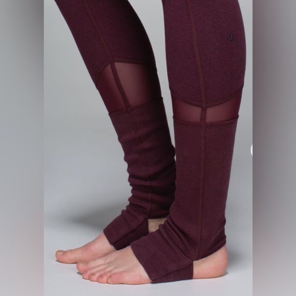 Lululemon Devi Yoga Pant
Heathered Bordeaux Drama / Black Cherry - Picture 6 of 14